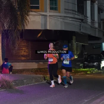 Runner Photo 7983816