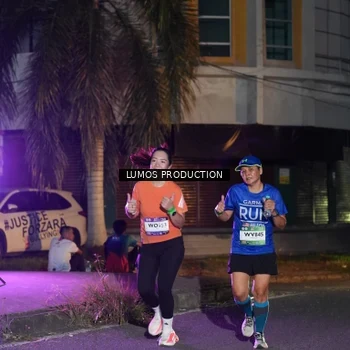 Runner Photo 7983835