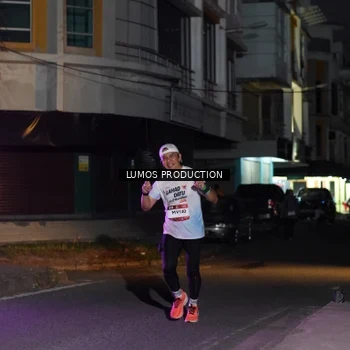 Runner Photo 7983883