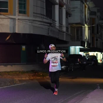 Runner Photo 7983885