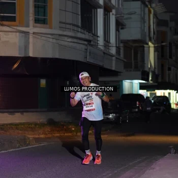 Runner Photo 7983888