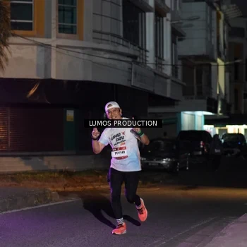 Runner Photo 7983892