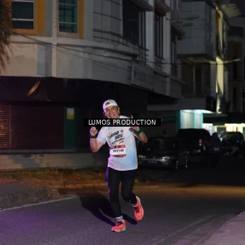 Runner Photo 7983893