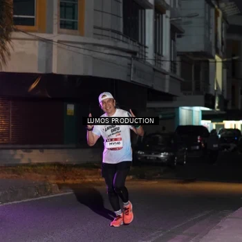 Runner Photo 7983898