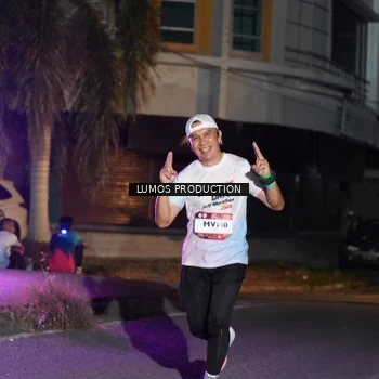 Runner Photo 7983914