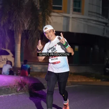 Runner Photo 7983921