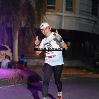 Runner Photo 7983923