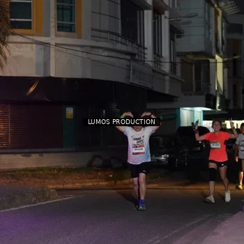 Runner Photo 7983981