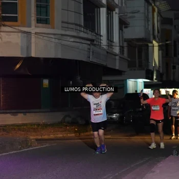 Runner Photo 7983982