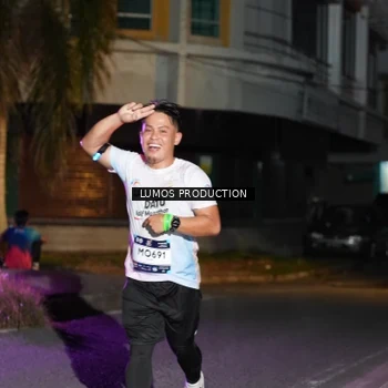 Runner Photo 7983983