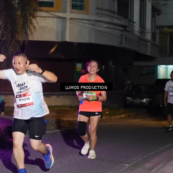 Runner Photo 7984011