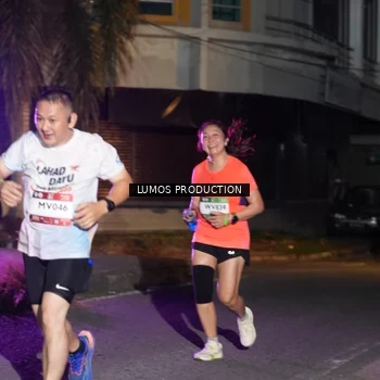 Runner Photo 7984023