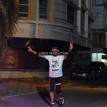 Runner Photo 7984050