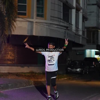 Runner Photo 7984054