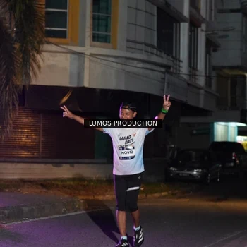 Runner Photo 7984058