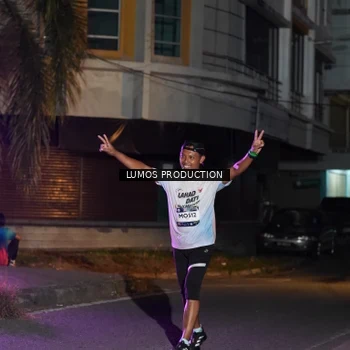 Runner Photo 7984060
