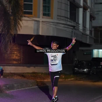 Runner Photo 7984061