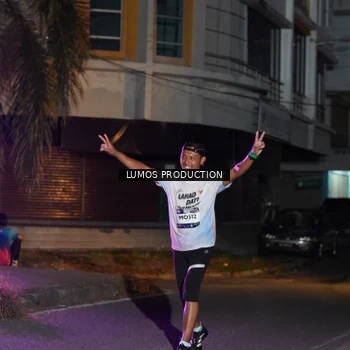 Runner Photo 7984062