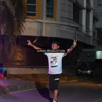 Runner Photo 7984065