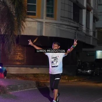 Runner Photo 7984067
