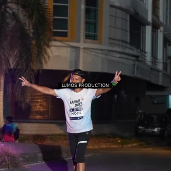 Runner Photo 7984072