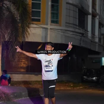 Runner Photo 7984073