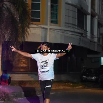Runner Photo 7984077