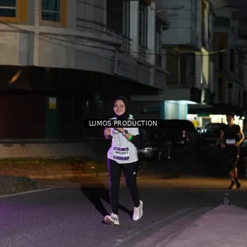 Runner Photo 7984079