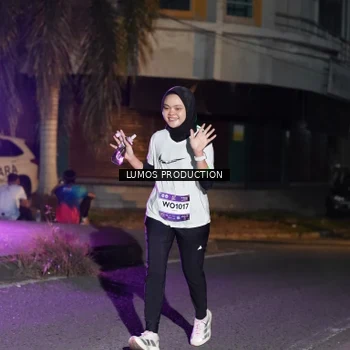Runner Photo 7984103