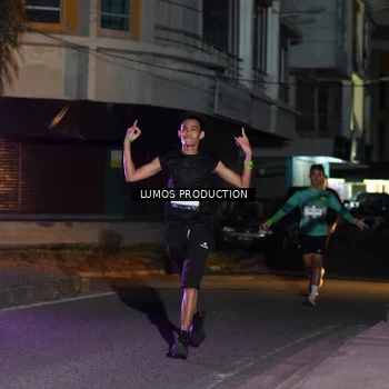 Runner Photo 7984109