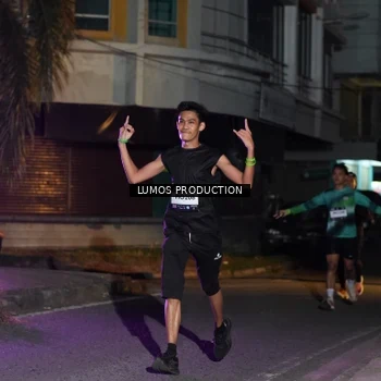 Runner Photo 7984119