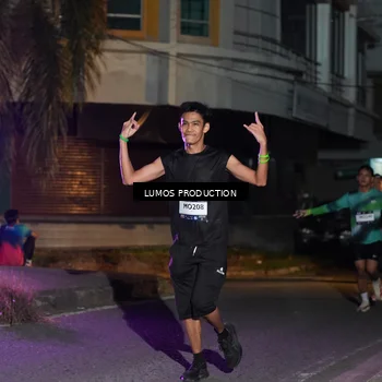 Runner Photo 7984126