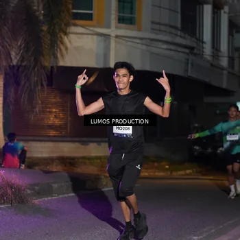 Runner Photo 7984127