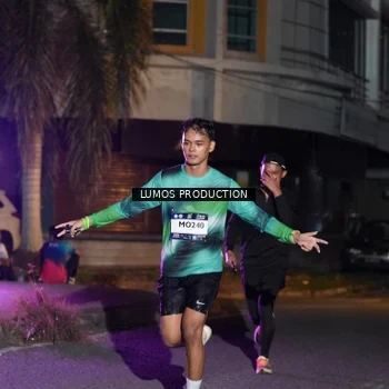 Runner Photo 7984141