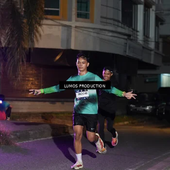 Runner Photo 7984142