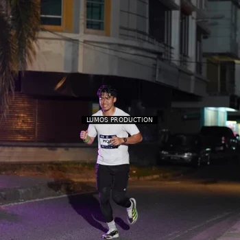 Runner Photo 7984166