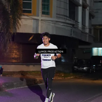 Runner Photo 7984168