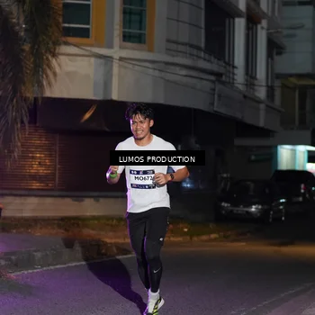 Runner Photo 7984169