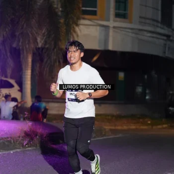 Runner Photo 7984174