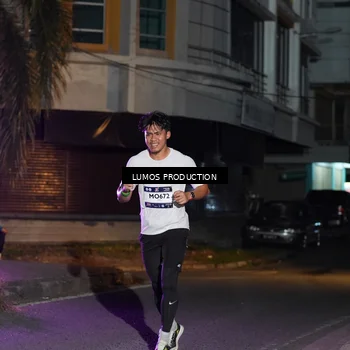 Runner Photo 7984175