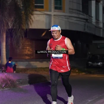 Runner Photo 7984209