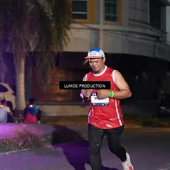 Runner Photo 7984213