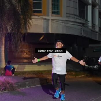 Runner Photo 7984249