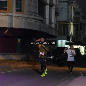 Runner Photo 7984277