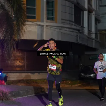 Runner Photo 7984303