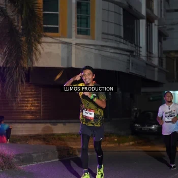 Runner Photo 7984304