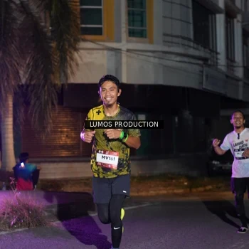 Runner Photo 7984307