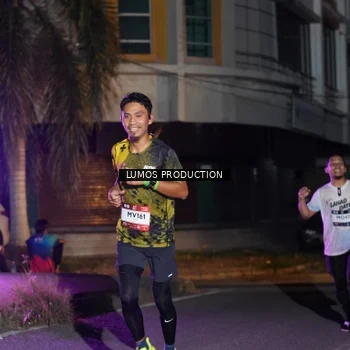 Runner Photo 7984310