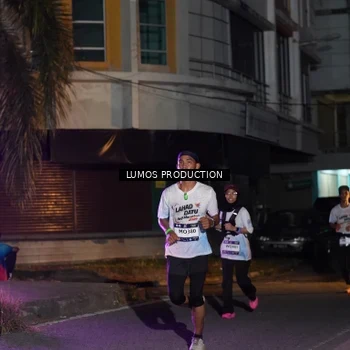 Runner Photo 7984375