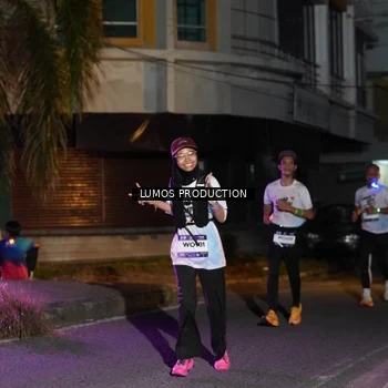 Runner Photo 7984389